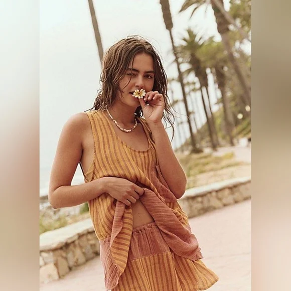 Free People Annabelle Top - Picture 2 of 5